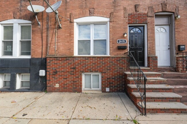 Photo - 2635 Dickinson St House