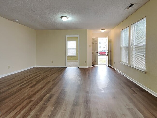 Foto del edificio - 12860 Courage Crossing