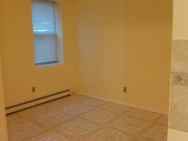 Foto del edificio - 81 -85 Mt Prospect Ave,