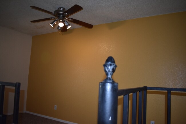 Foto del edificio - 11540 N May Ave