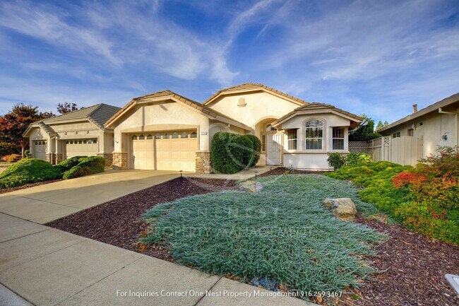 Foto del edificio - Welcome to Your Dream 55+ Oasis in Sun City Roseville!