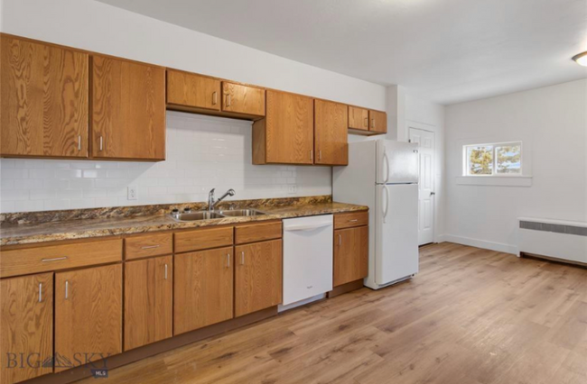 Building Photo - 23 E La Platte St