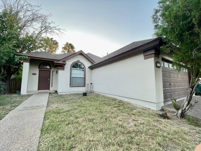 Building Photo - 314 Cinnamon Teal Loop