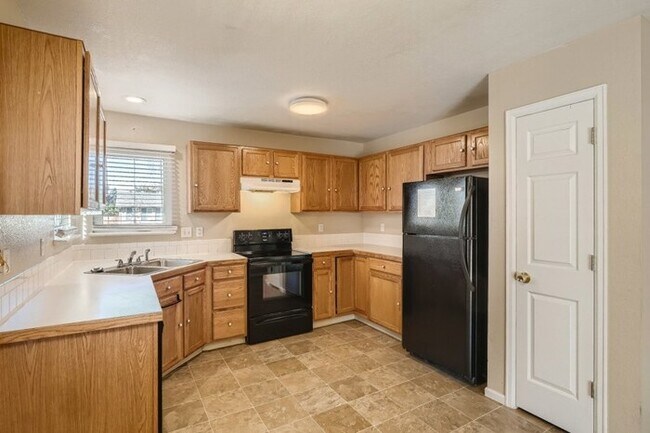 Foto del edificio - 617 Cornerstone Dr., Windsor, CO, 80550