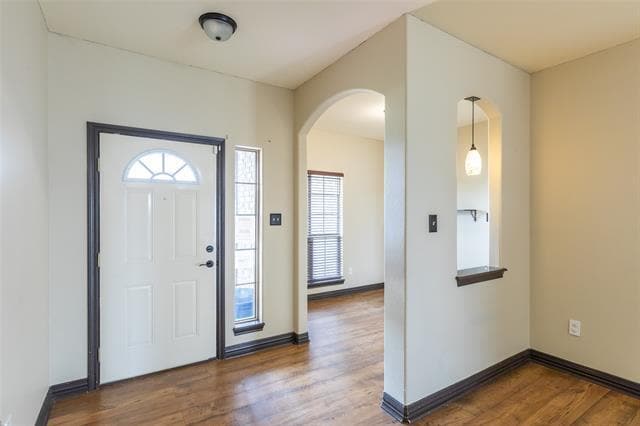 Building Photo - 1341 Briar Cliff Path
