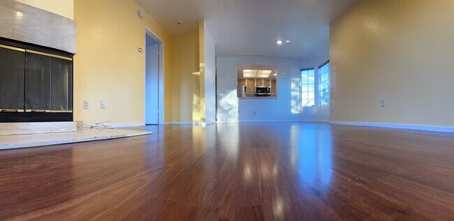 Building Photo - 1550 Market St