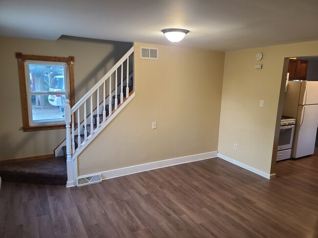 Foto del edificio - 8149 Antioch Rd