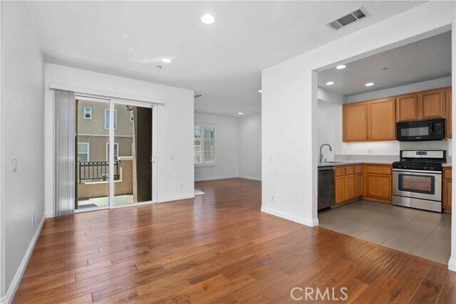 Building Photo - 1216 McFadden Dr