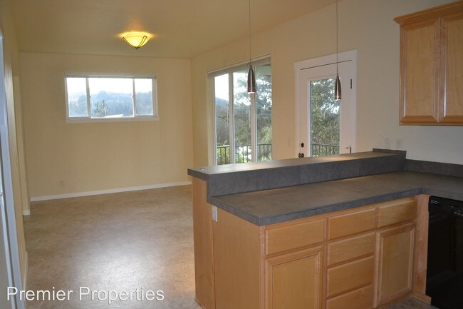 Building Photo - 99204 Winchuck River Rd