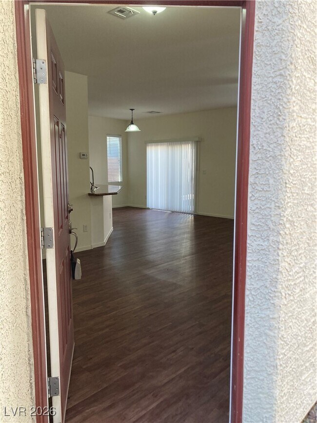 Foto del edificio - 9532 Knopfler Ln