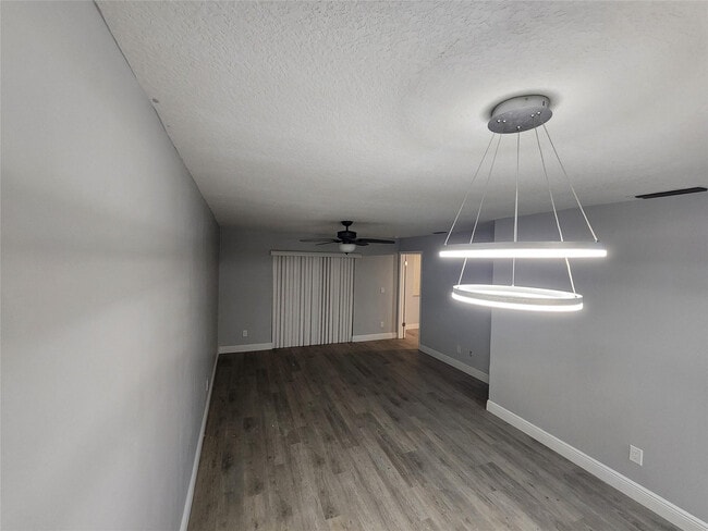 Foto del edificio - 1156 NW 106th Terrace