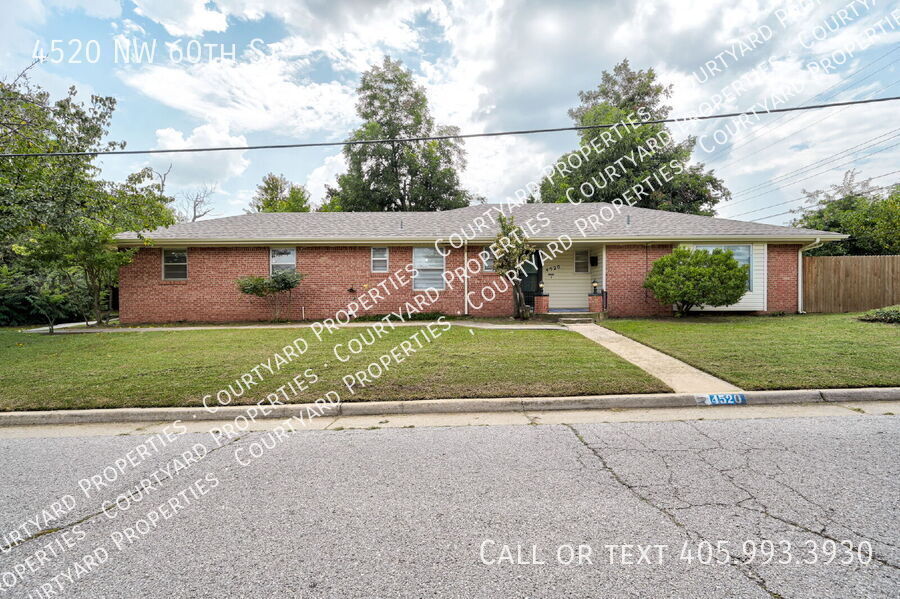 Foto principal - 4520 NW 60th St