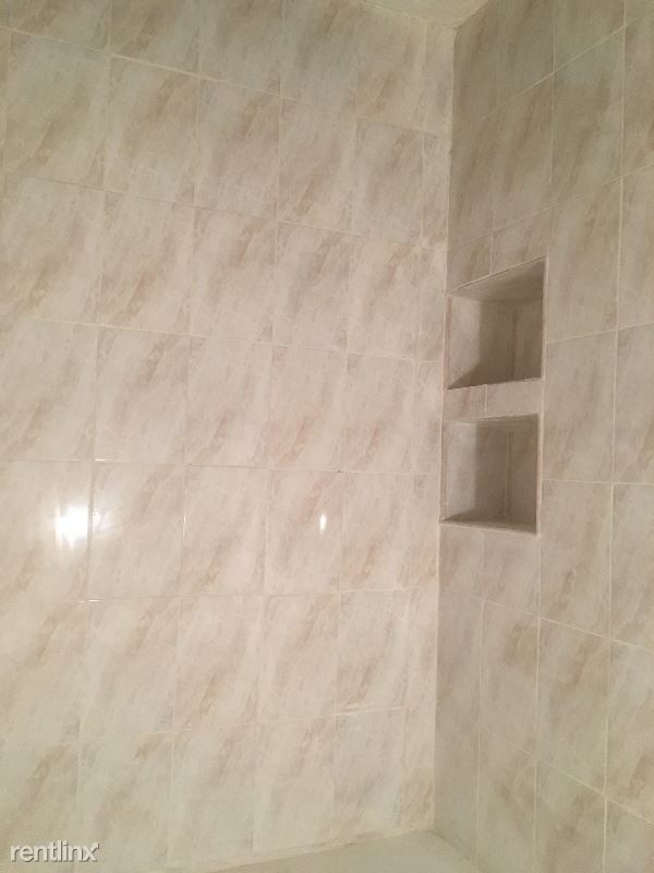Foto del edificio - 1070 E 59th St