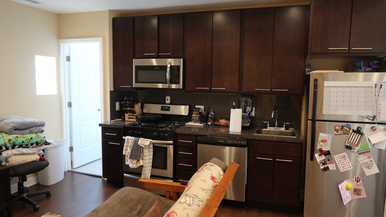 Foto principal - 1311 N Bosworth Ave