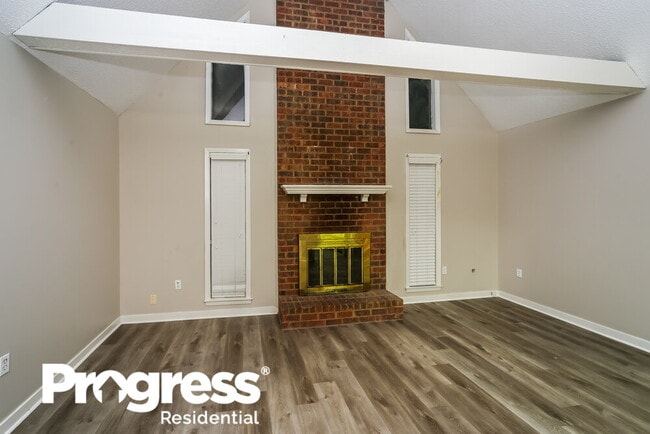 Building Photo - 7123 Hillshire Dr
