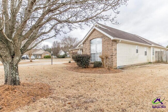 Foto del edificio - 462 Falkirk Dr