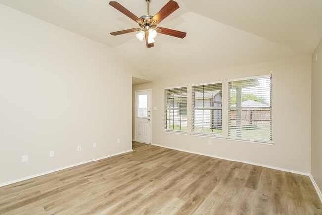 Building Photo - 8813 Sagebrush Trail