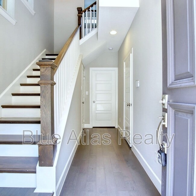 Photo - 5948 Morning Star Pl House