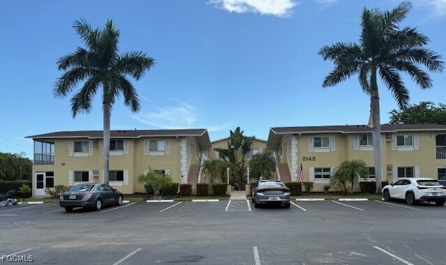 Foto del edificio - 8148 Country Rd