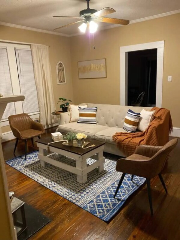 Building Photo - 320 Hillandale St NE