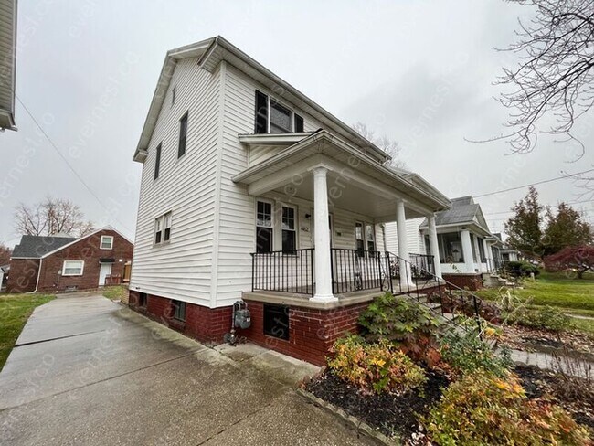 Building Photo - 4452 Belmar Ave