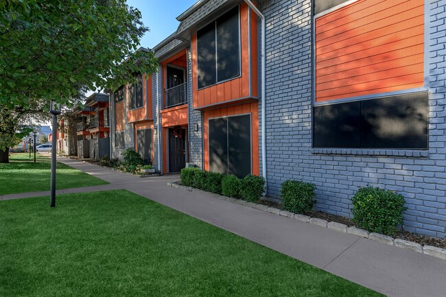 Beautiful Landscaping - Villas Del Sol Phase Two