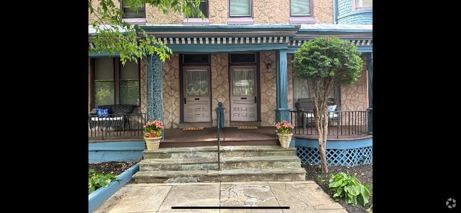 Building Photo - 435 Oley St