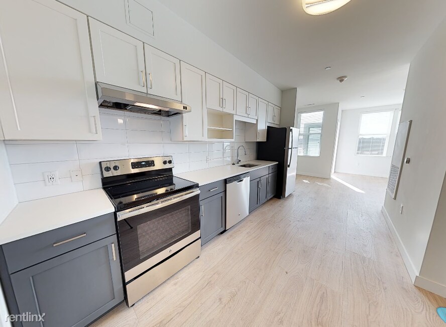 Foto principal - 90 Trotter Rd