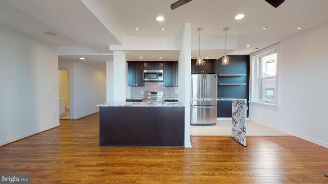 Foto del edificio - 1918 18th St NW