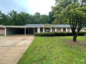 Building Photo - 6563 Franklin Delano Roosevelt Dr