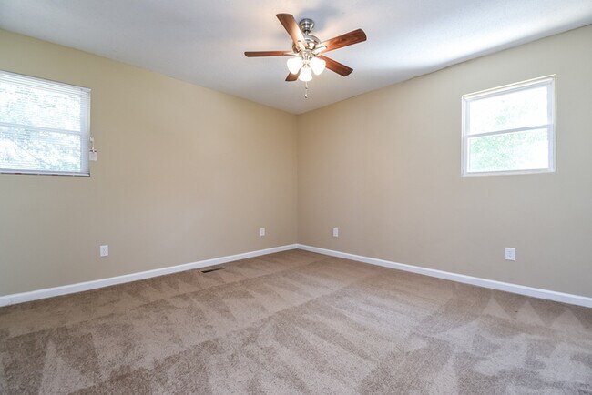 Foto del edificio - 2629 3rd St NW