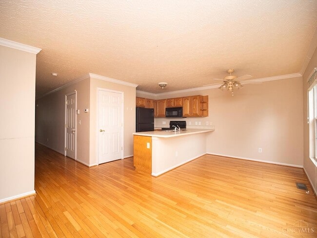 Building Photo - 2515 Ravine St