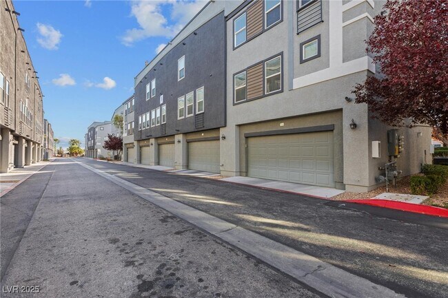 Foto del edificio - 9050 W Tropicana Ave