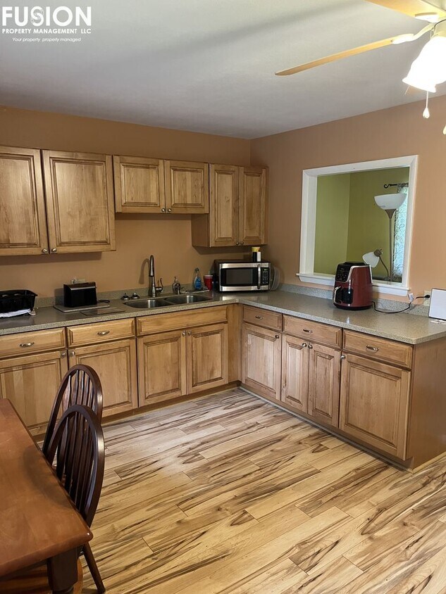 Primary Photo - 2bd Condo in Essex