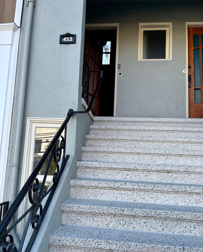 Unit from Outside - 453 Utah St