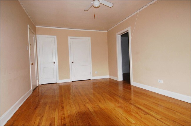 Foto del edificio - 2375 E Evans Ave