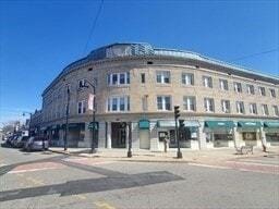 Photo - 738 Washington St Apartment