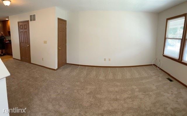 Building Photo - 174 W N Broadway