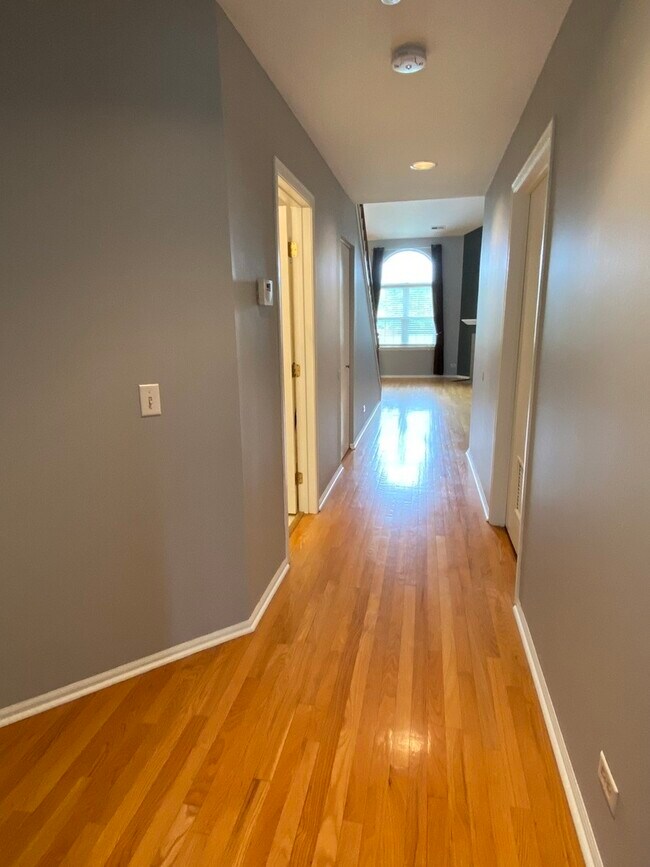 Foto del edificio - 5S510 Scots Dr