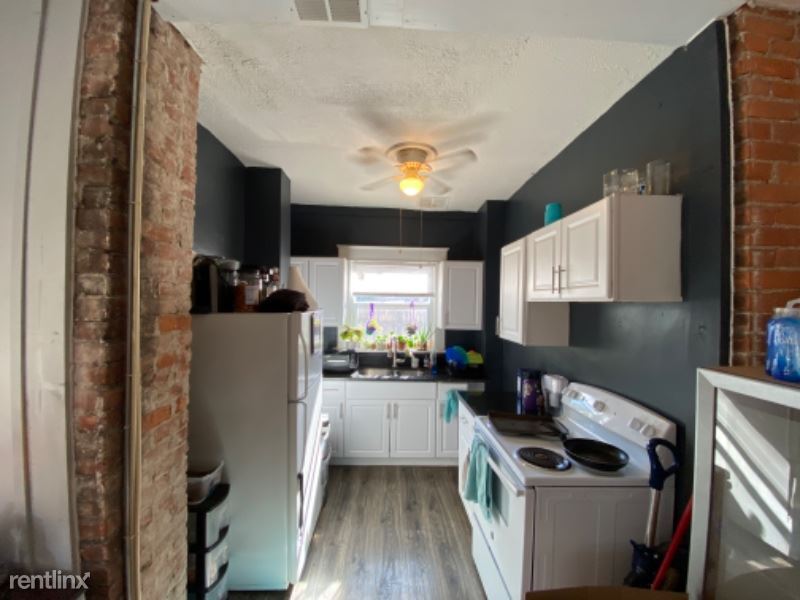 Foto del edificio - 2 br, 1 bath Townhome - 1202 Summit St