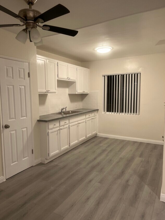 6851 Coldwater Canyon Ave Unit 5, North Hollywood, CA 91605