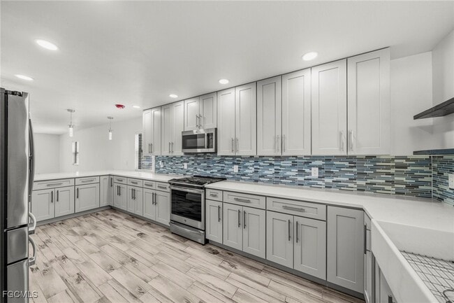 Foto del edificio - 10022 Oxfordshire Ln SW