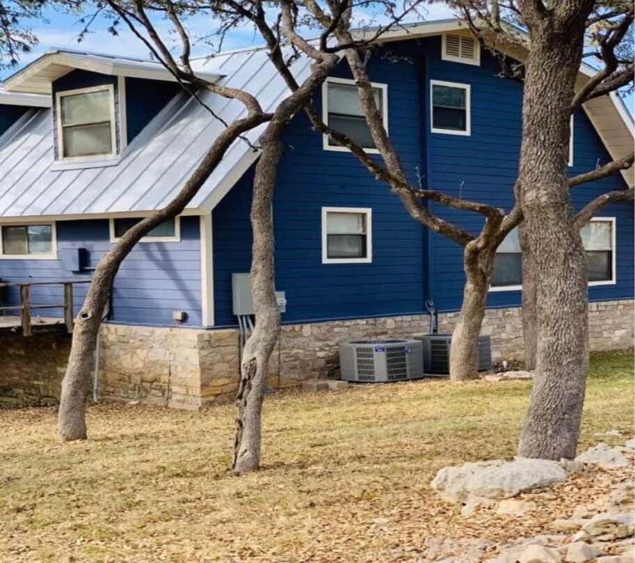 Foto principal - 324 Spring Branch Dr
