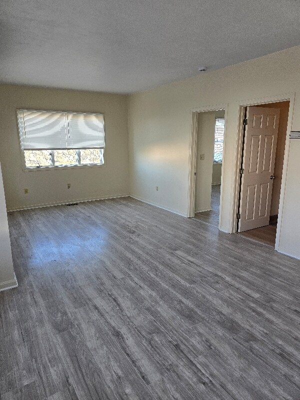 Foto del edificio - 882 Old Plainville Rd