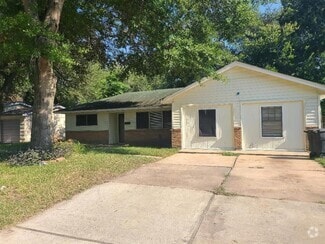 Building Photo - 5203 Kelling St