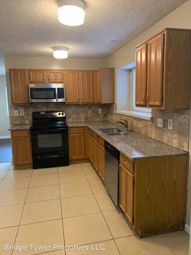 Foto del edificio - 3 br, 2 bath House - 2621 Carrington Lane