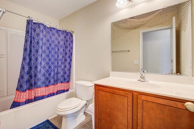 Building Photo - 132 Carolina Wren Ave