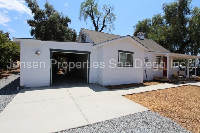 Foto principal - 2387 San Vicente Rd