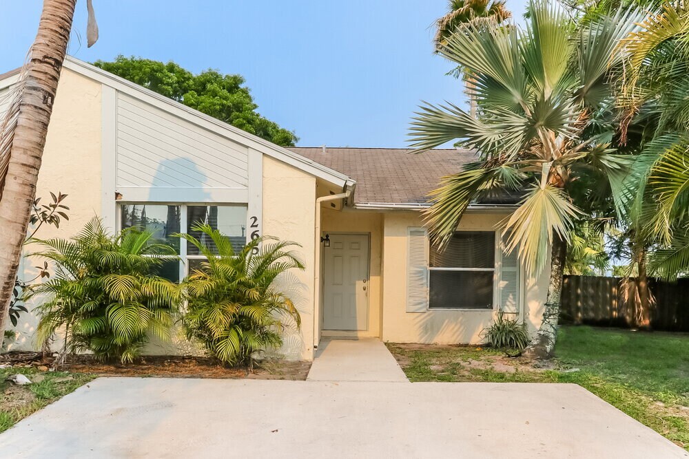 Foto principal - 265 Palmetto Ct