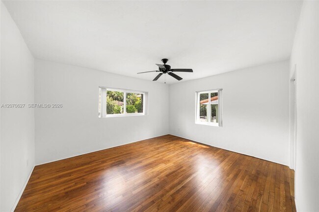 Foto del edificio - 5730 SW 42nd Terrace
